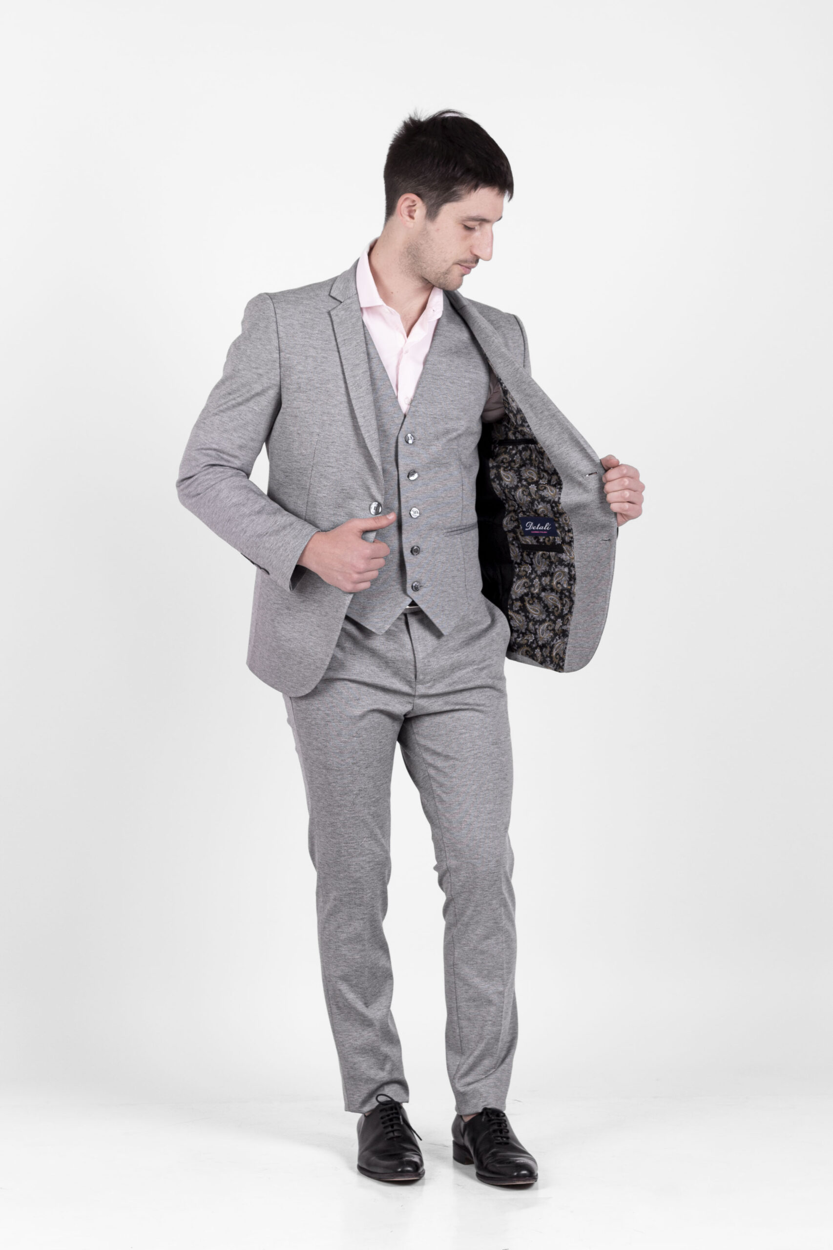 Traje Gris Medio Estampado