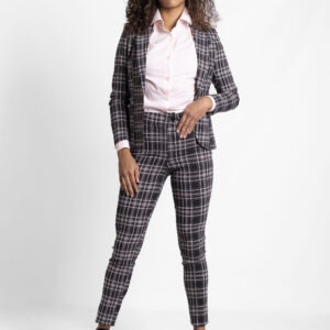 Traje Negro con Cuadros Blancos