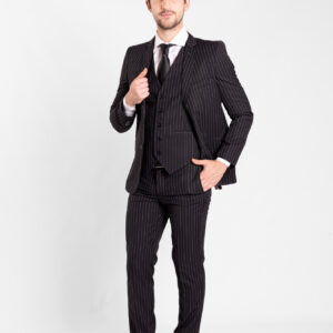 Traje Negro con Rayas Blancas