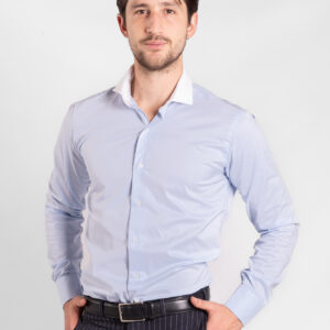 Camisa Celeste con Cuello Blanco